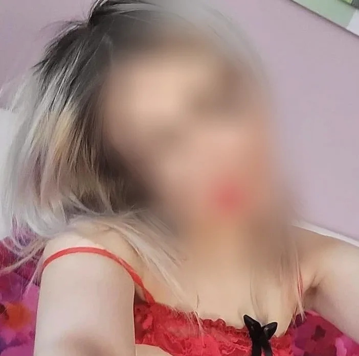 Antonia, 21