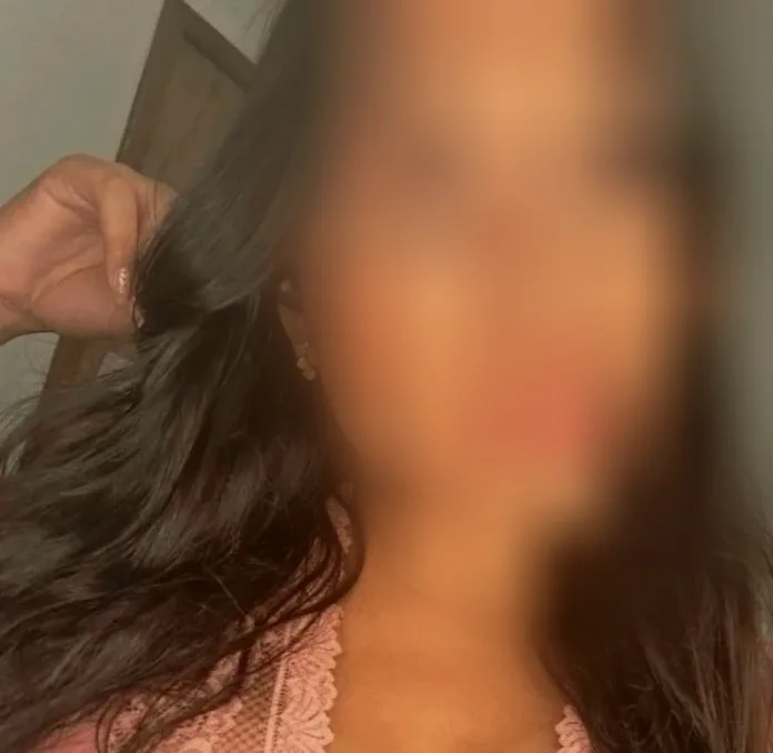 Emma, 29