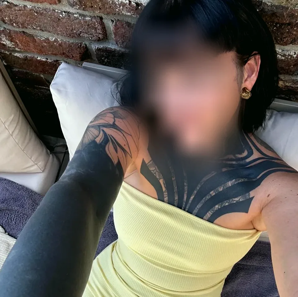 Luisa, 35
