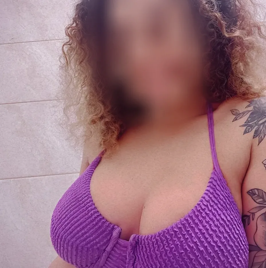Merle, 32